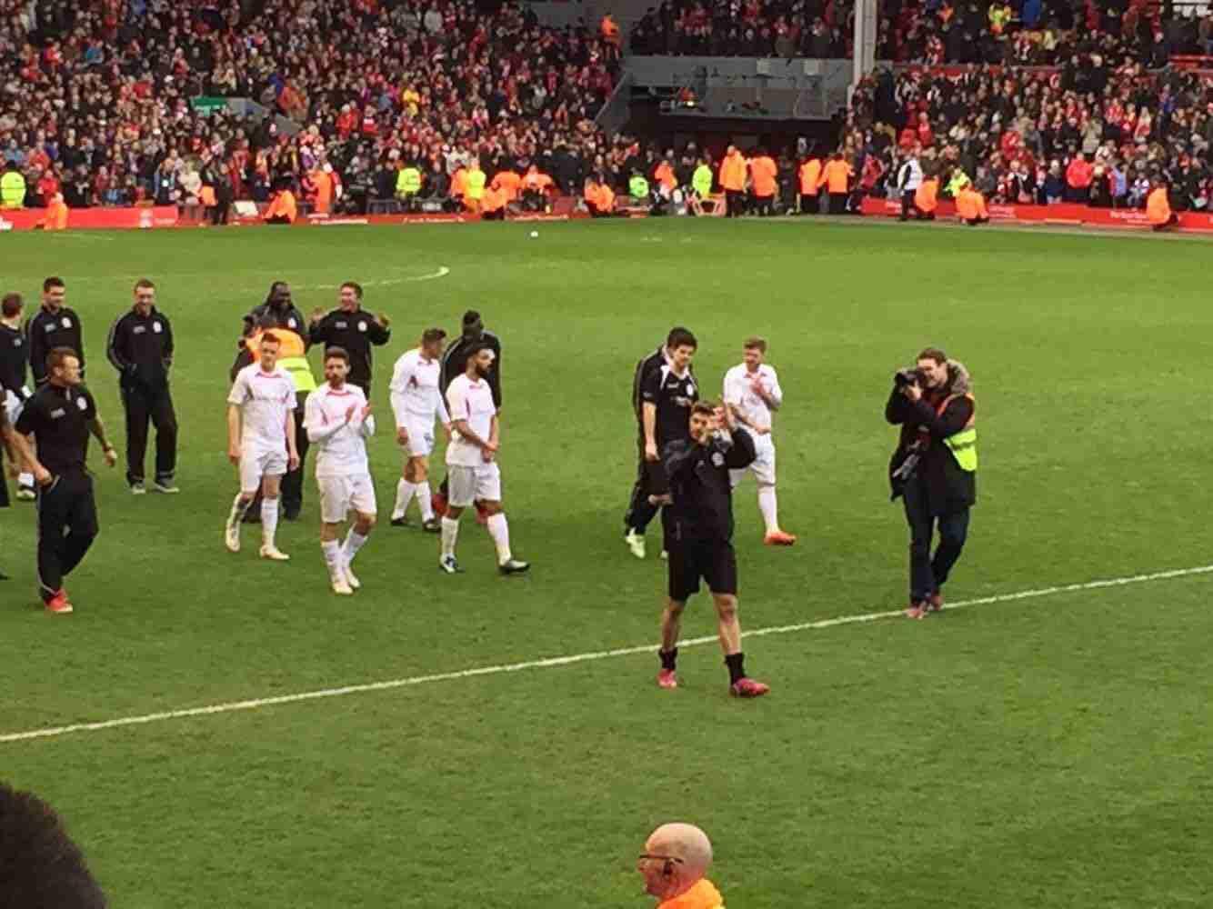 发生什么了？尼日利亚主帅和民主刚果主帅在赛后互相推搡