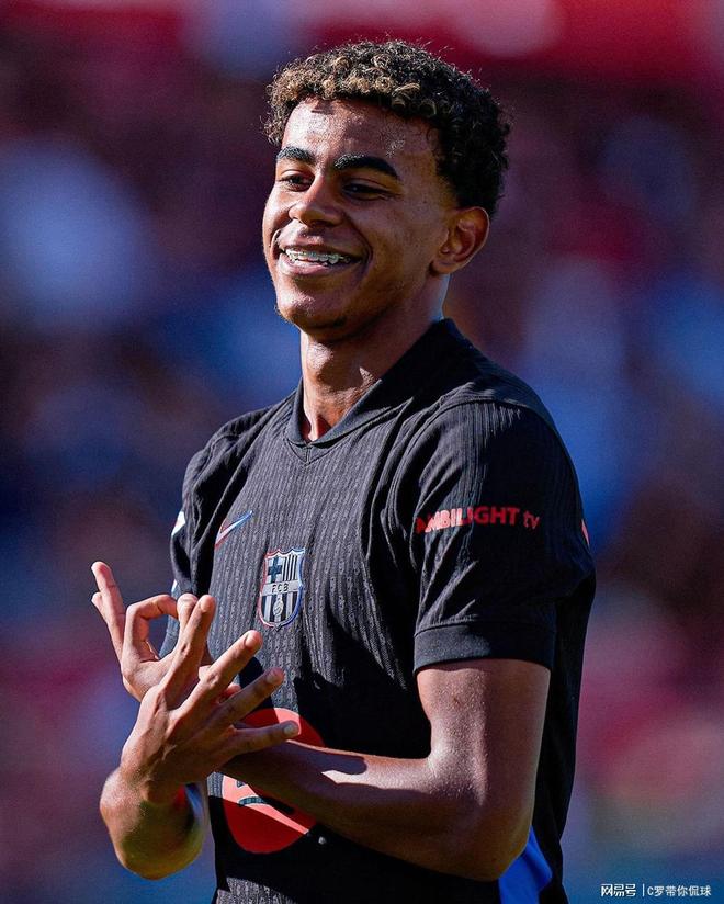 斯图加特0-0霍芬海姆，两队各拿一分（斯图加特与霍芬海姆互交白卷，双方各取一分）