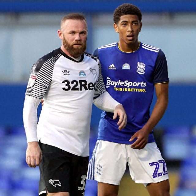 半场战报：科莫0-0卡利亚里