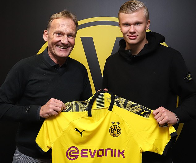 纽卡vs切尔西首发：帕尔默、加纳乔先发，沃尔特马德出战（纽卡对阵切尔西首发出炉：帕尔默、加纳乔先发，沃尔特马德登场）