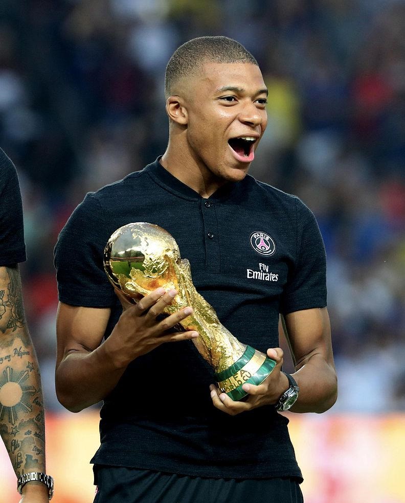 皇马高层聚焦伤病潮，矛头指向体能教练