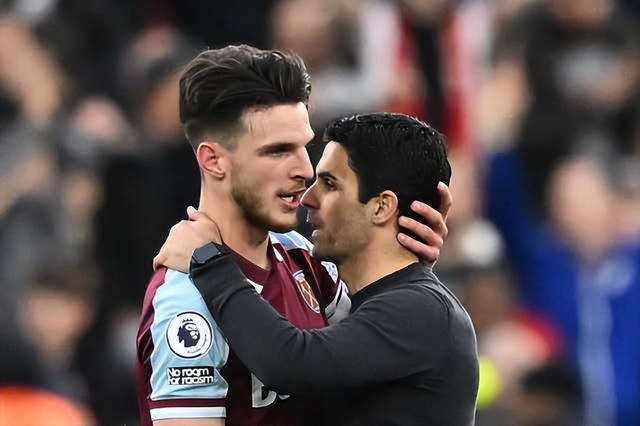 律师张冰质疑经纪人金畅无证还挣浙江上千万，后者回应：满嘴胡言