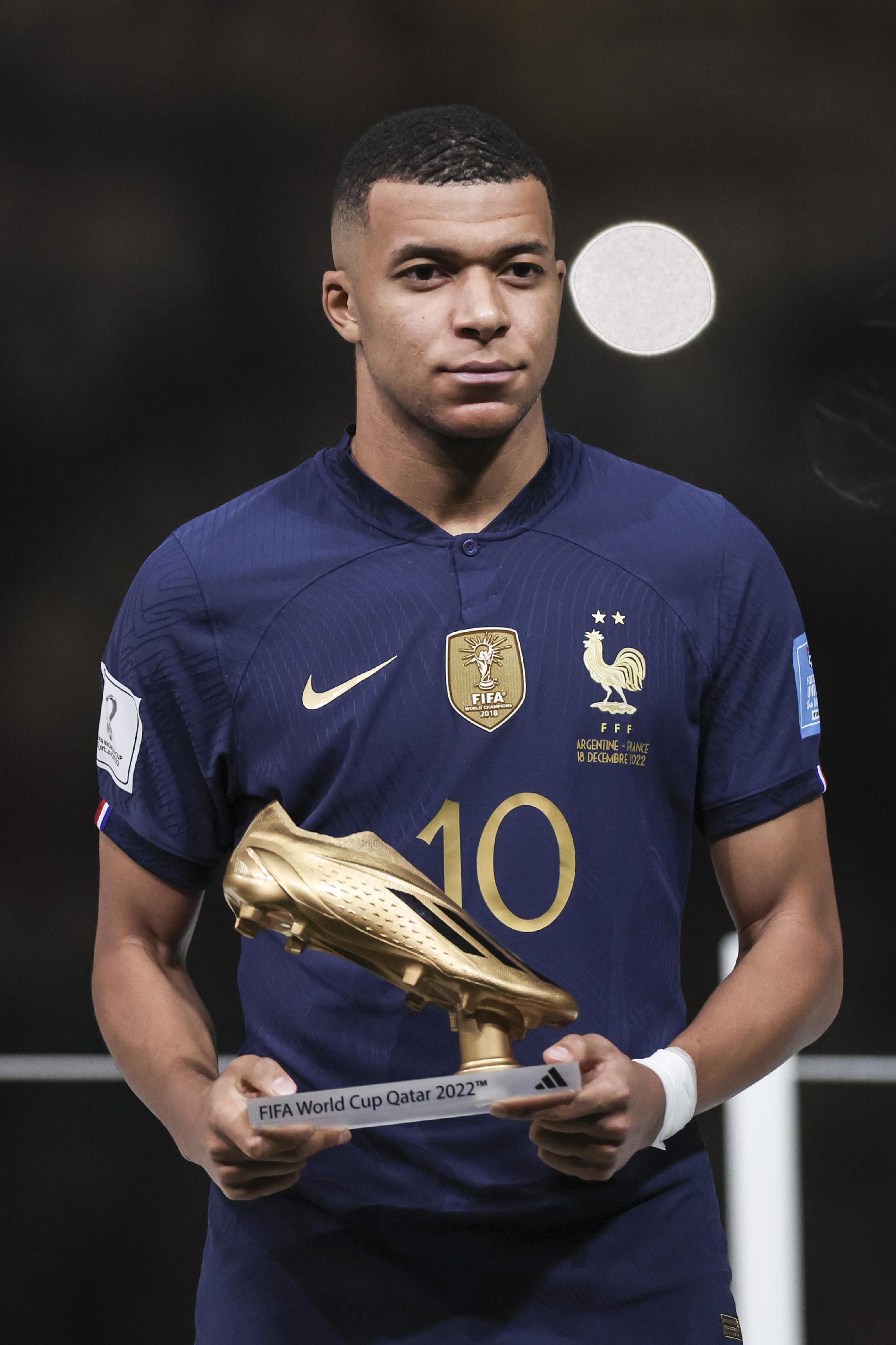 克莱：22年灰熊就差点废了我的队友，别这么脏了行么