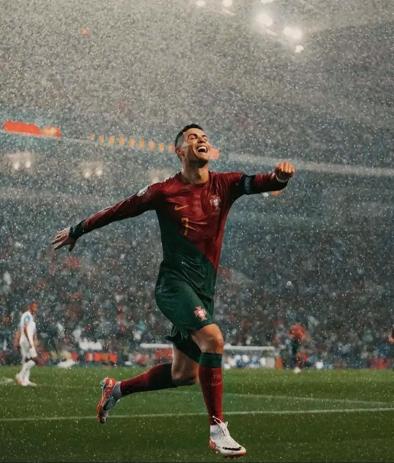 孔蒂：胜利能为球队注入能量，球员的体能储备已经恢复到位（孔蒂：胜利为全队充能，球员体能已恢复至最佳状态）