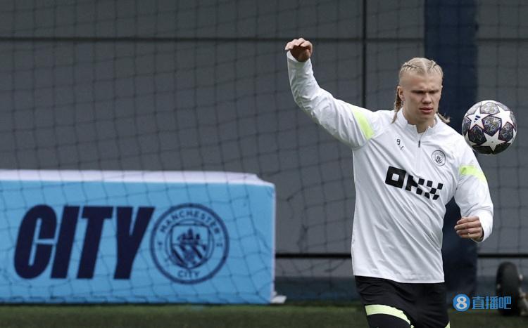 塞尔维亚队强势冲冠