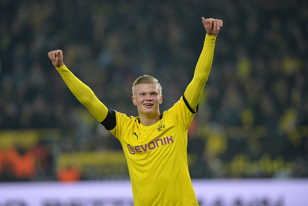 罗体：曼联不愿外租齐尔克泽，罗马目标转向法比奥·席尔瓦（罗马体育报：曼联拒外租齐尔克泽，罗马转攻法比奥·席尔瓦）